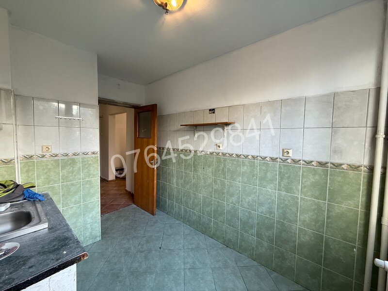 Colentina, Teiul Doamnei, zona sectia 7 politie, str. Ion Berindei nr. 5